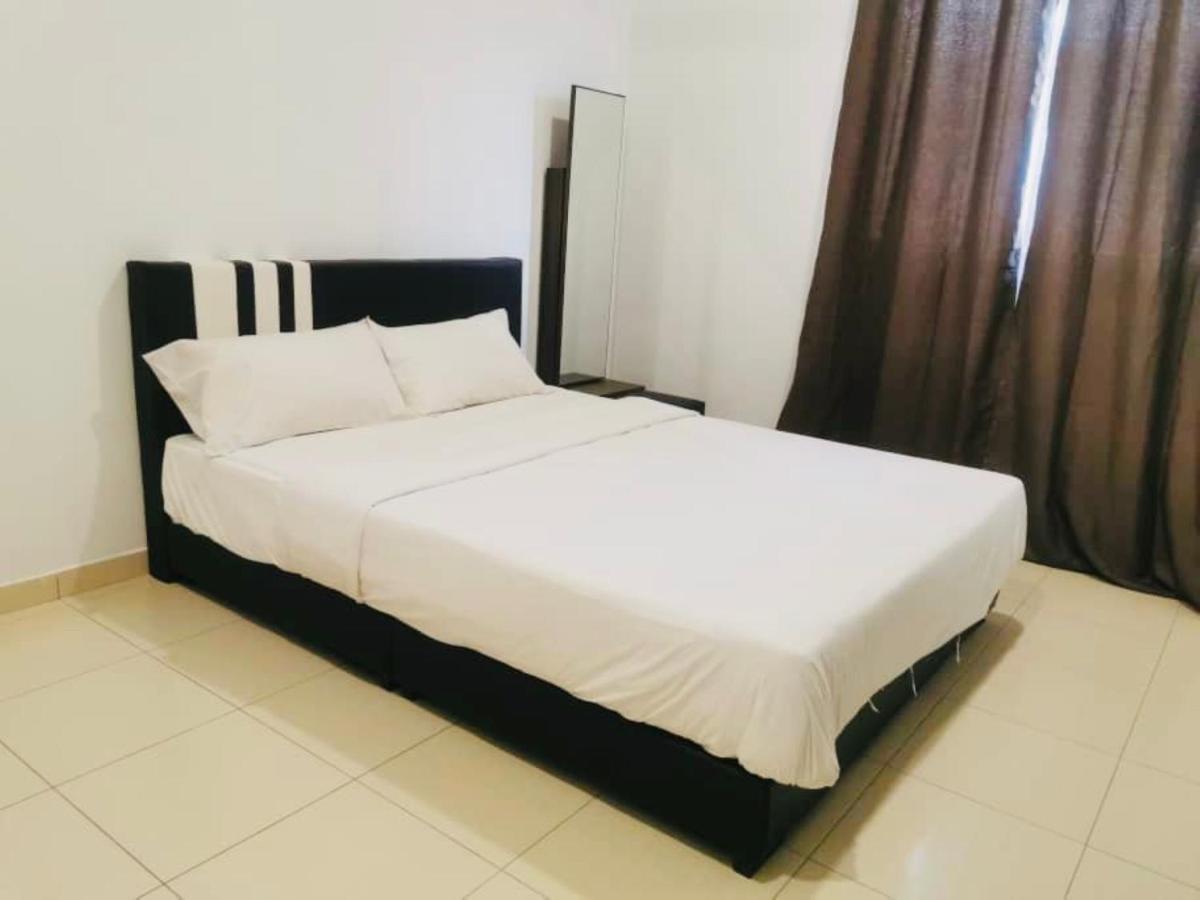 Oyo Homes 90524 D'J Pegaso Serom Homestay Muar Exterior foto